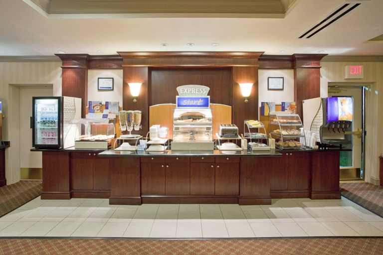 Food & Drinks 3, Holiday Inn Express & Suites DRUMS-HAZLETON (I-80) by IHG, Luzerne