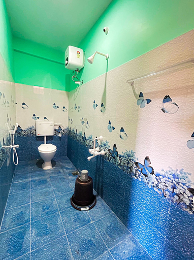 Bathroom, Shalos Inn, Puducherry