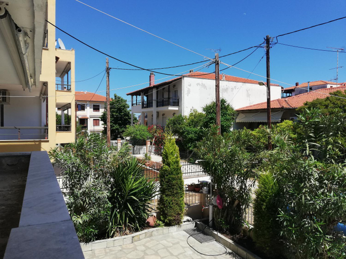 Others 5, Villa Maria Petru, Central Macedonia