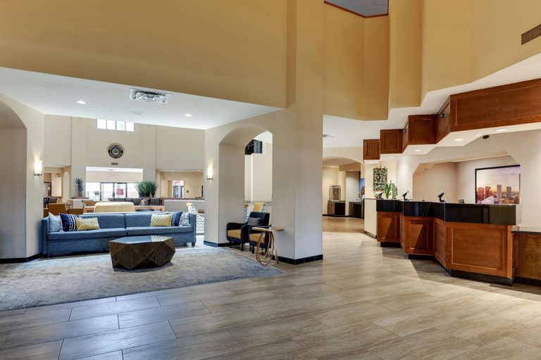 Public Area, Drury Inn & Suites Phoenix Airport, Maricopa