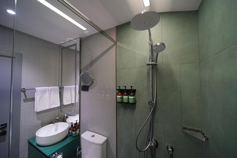 Bathroom 4, Yerevan Place Hotel, Yerevan