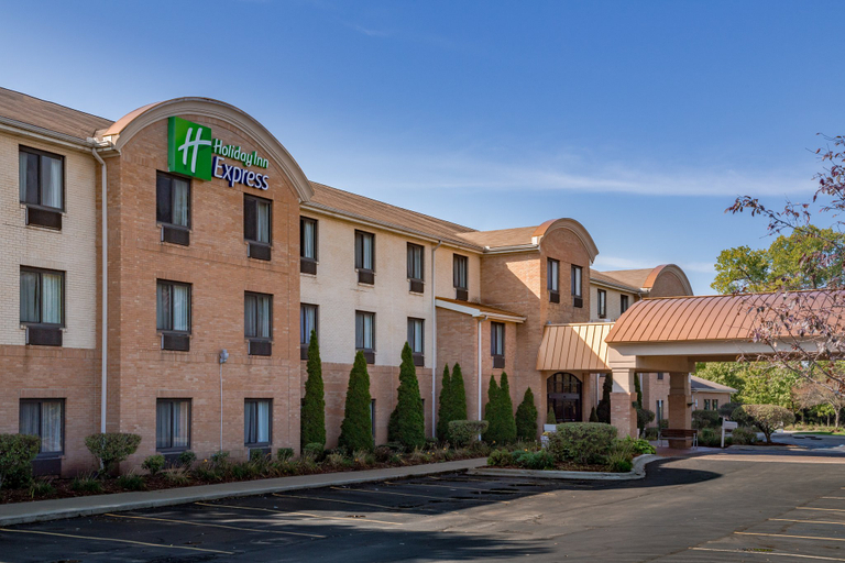 Exterior & Views 2, Holiday Inn Express & Suites CANTON by IHG, Wayne
