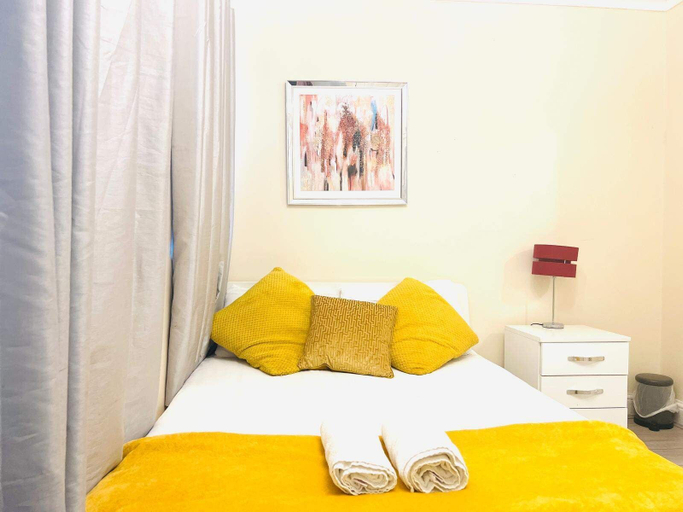 Room 3, Cosy London Retreat Near Tower Bridge, London