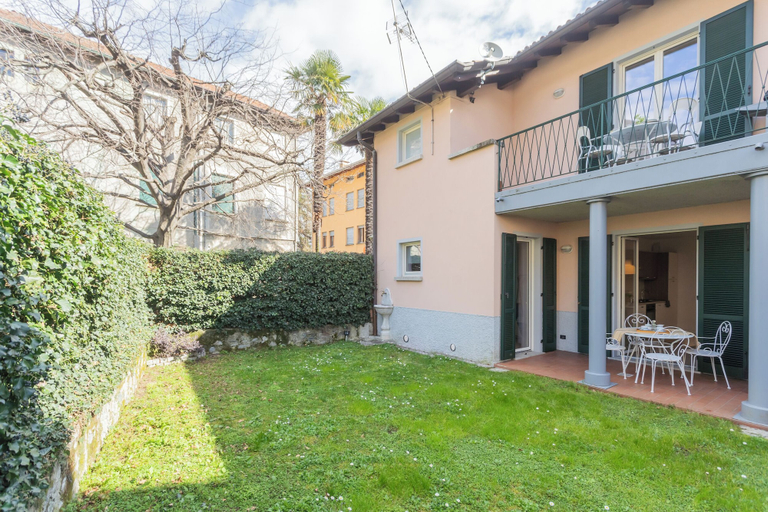 Exterior & Views 2, Ponente Balcony & Garden by Rent all Como, Como