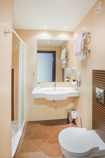 Bathroom 4, Qubus Hotel Lodz, Łódź