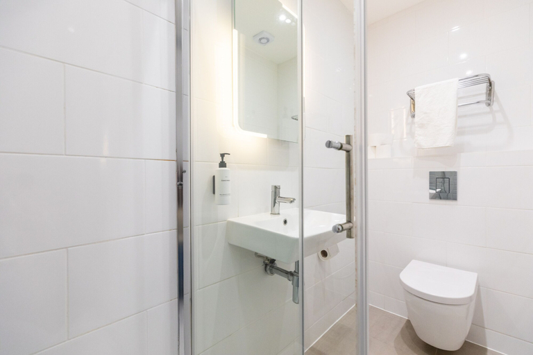 Bathroom 3, The J Hyde Park Hotel, London