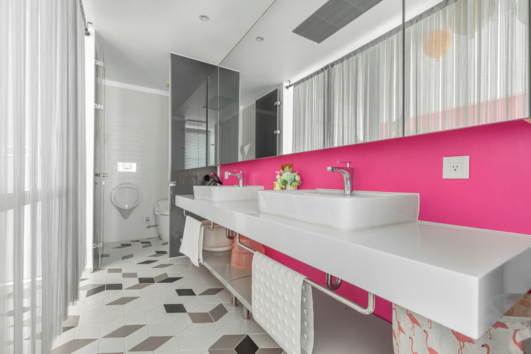 Bathroom 4, BoxDuoDuo, Yilan