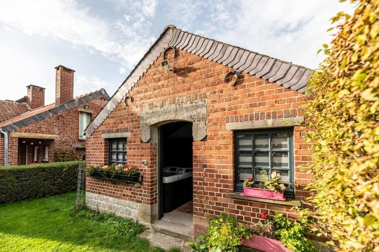 Exterior & Views 2, Au Repos De La Licorne, Nord
