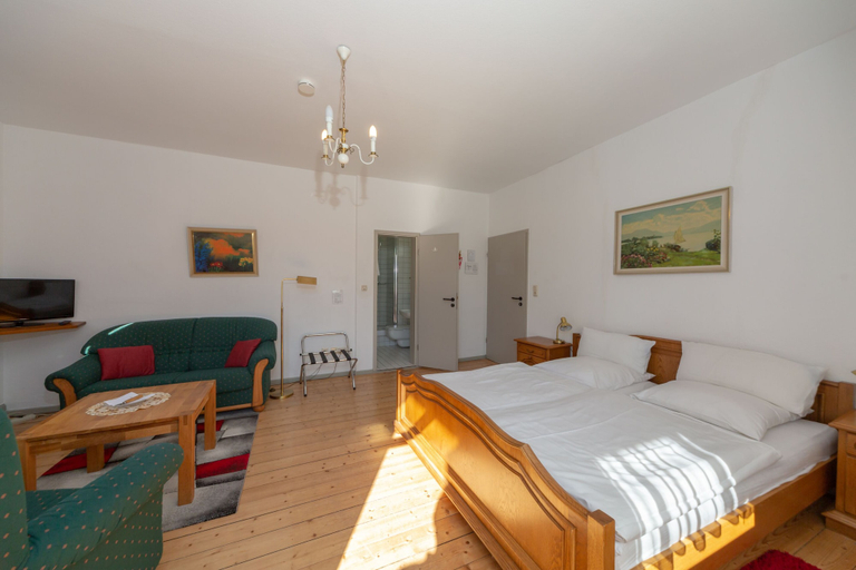 Bedroom 3, Villa Feise, Goslar