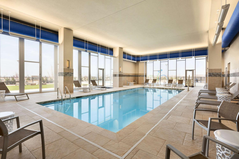 Sport & Beauty, Embassy Suites by Hilton Denton Convention Center, Denton