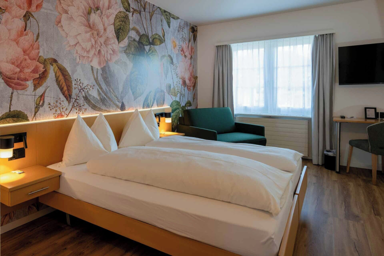 Bedroom 28