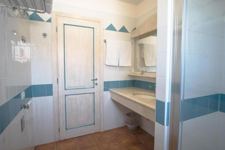 Bathroom 2, Superb Le Residenze del Golfo di Orosei num2192, Nuoro
