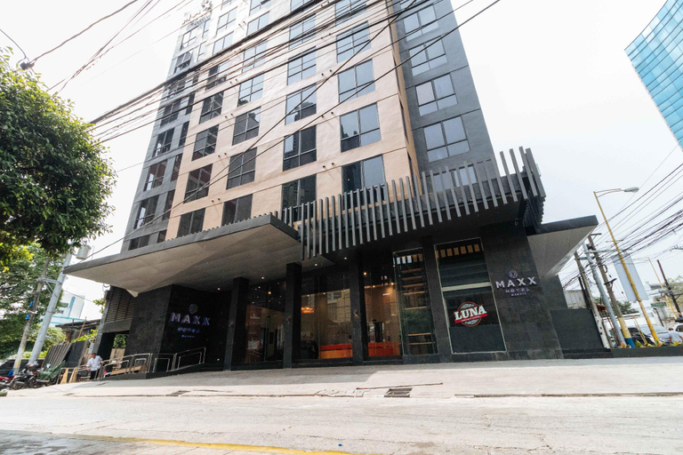 Exterior & Views 1, Maxx Hotel Makati, Makati City