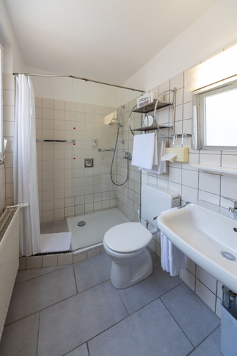 Bathroom 5, Villa Feise, Goslar