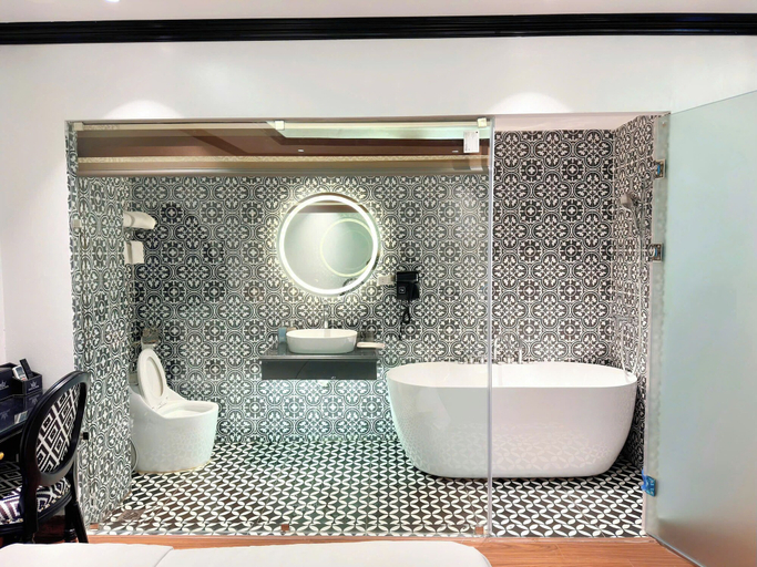 Bathroom 5, Hoang Gia Hotel Cau Giay, Cầu Giấy