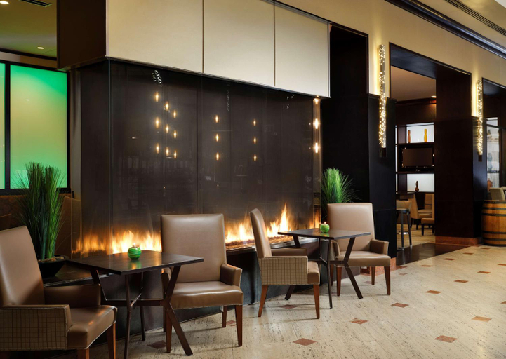 Public Area, Hilton Rosemont Chicago O'Hare, Cook