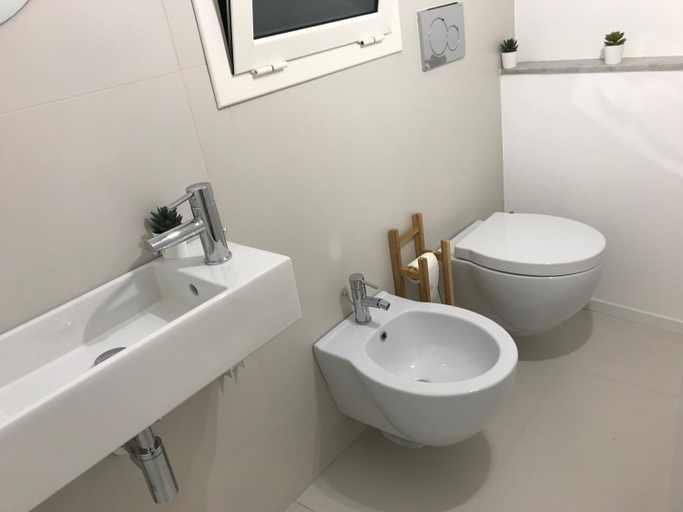 Bathroom 2, Le Dimore Degli Archi Catania, Catania