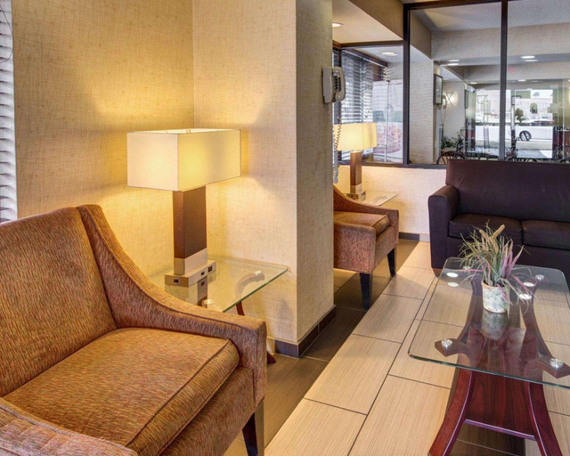 Public Area 2, Quality Inn, Prince George's