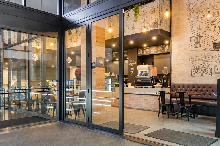 Food & Drinks, Meriton Suites North Sydney, Sydney