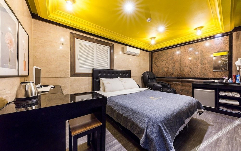 Bedroom 2, Sungshin University Station Pav, Seongbuk