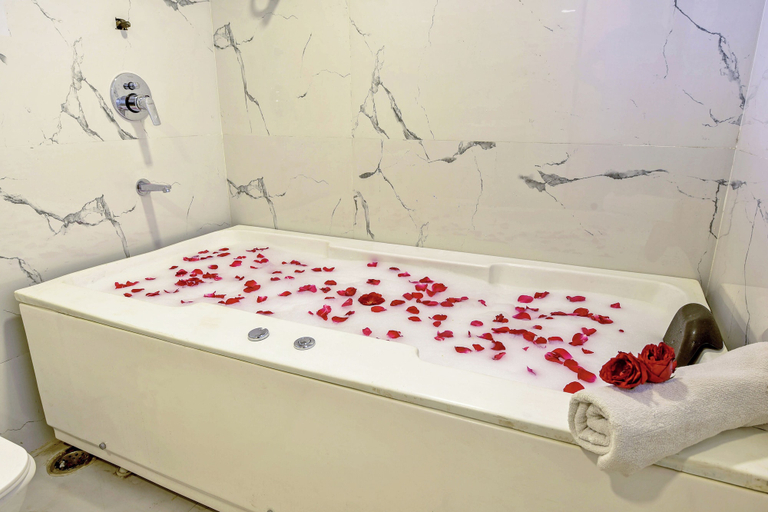 Bathroom 3, THE Solitaire Residency, Thane