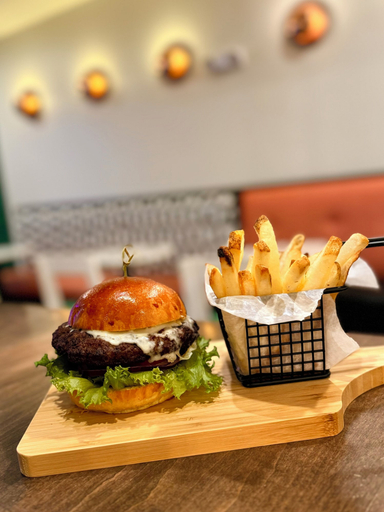 Food & Drinks 5, Marina Bay Hotel & Suites, an Ascend Collection Hotel, Accomack