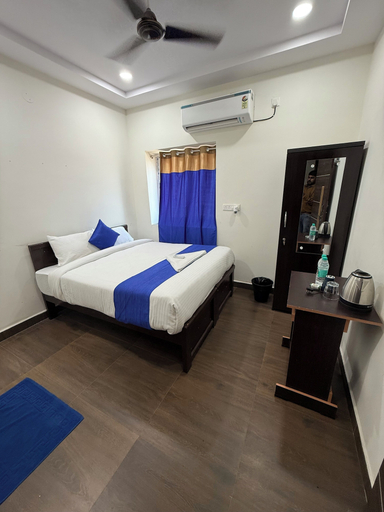 Bedroom, COCO NET Hotel, Ranga Reddy