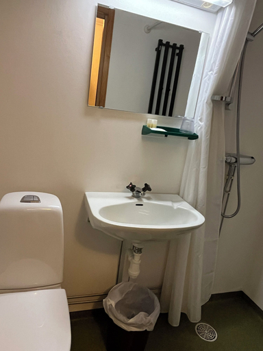 Bathroom 4, Pilgrimshotellet, Strömsund