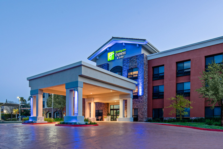 Exterior & Views 2, Holiday Inn Express & Suites ATASCADERO by IHG, San Luis Obispo