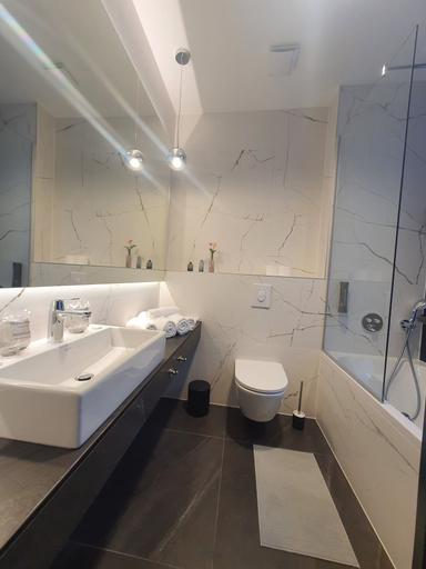 Bathroom 5, Avenue21, Zagreb
