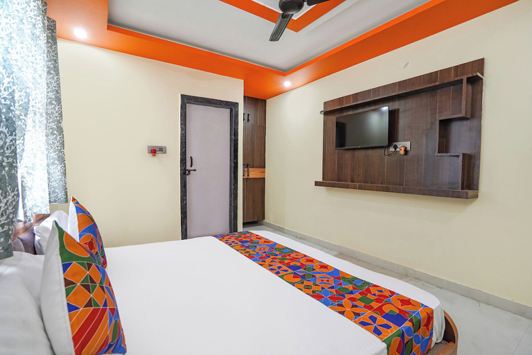 Bedroom 2, Fabhotel Radhika Palace, Faizabad