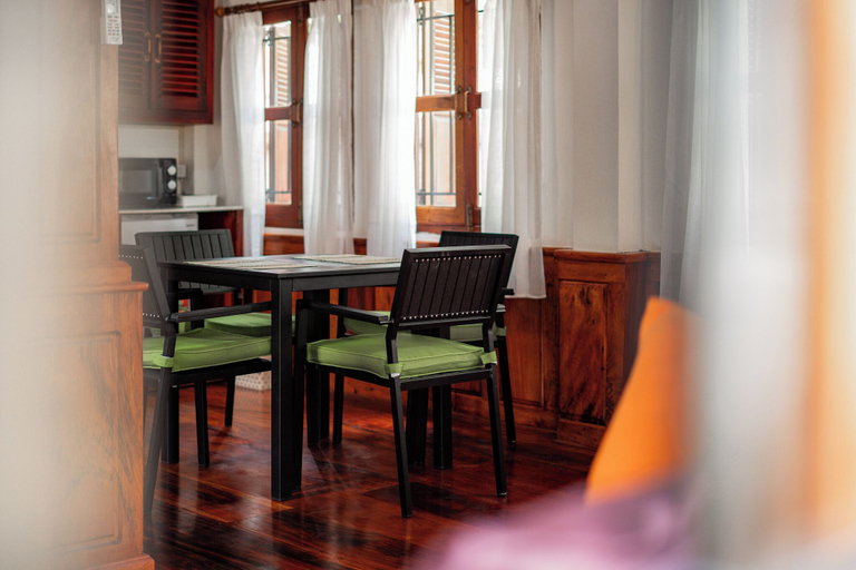 Food & Drinks 5, Villa Mira Heritage , Chomphet