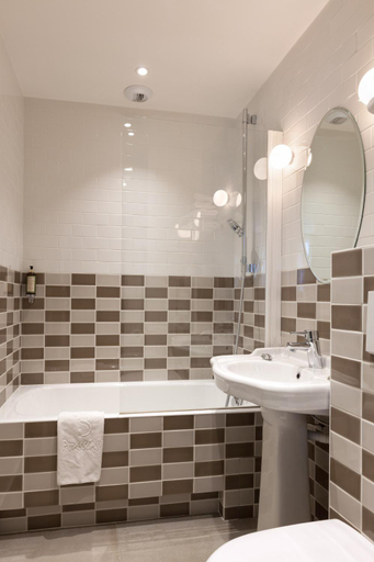 Bathroom 4, Hotel 3 Poussins, Paris
