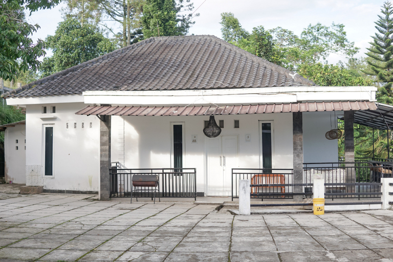 Exterior & Views, Pangrango Valley Resort RedPartner, Bogor