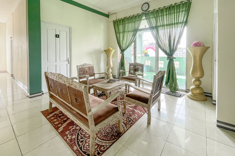 Others 4, Alza 2 Cianjur Mitra RedDoorz, Cianjur