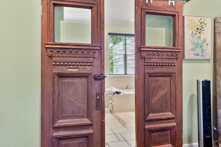 Exterior & Views, Point of View, Buncombe
