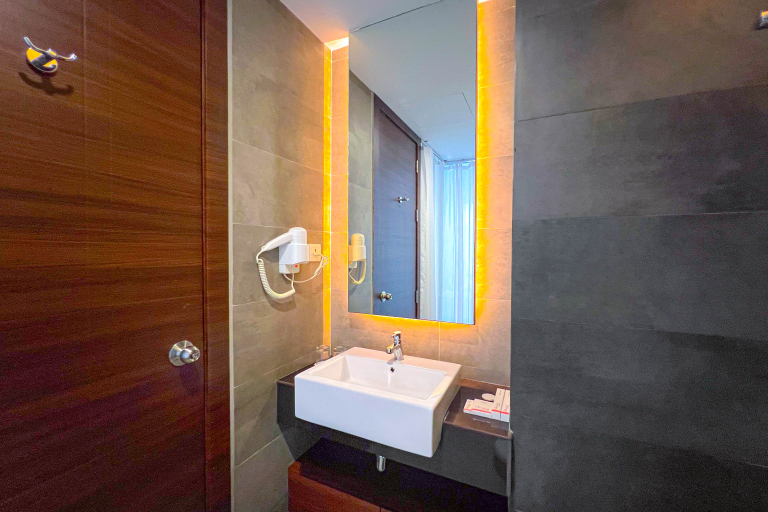 Bathroom 3