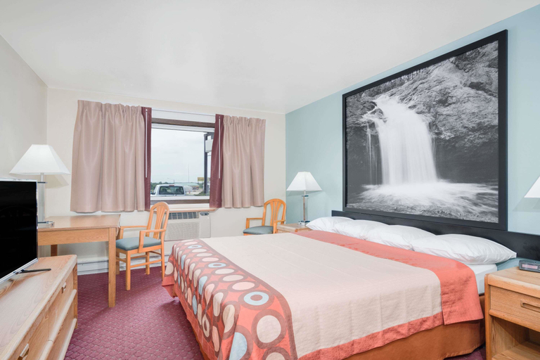 Bedroom 5, Super 8 By Wyndham Tomah Wisconsin, Monroe