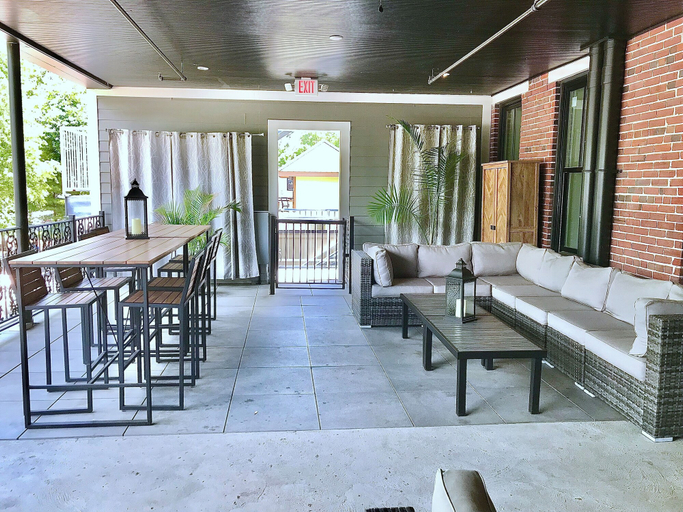 Food & Drinks, The Loveland Lofts, Clermont