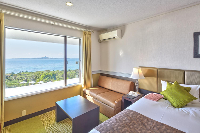 Bedroom 3, Royal View Hotel Churaumi, Motobu