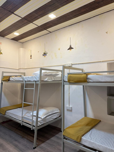 Bedroom 5, Pranam Dormitory, Udaipur