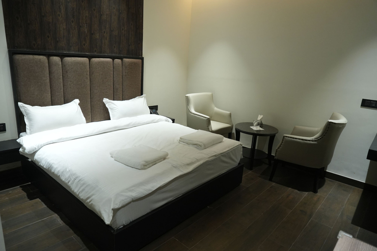 Others 5, HOTEL THE ROYALISTA, Bathinda