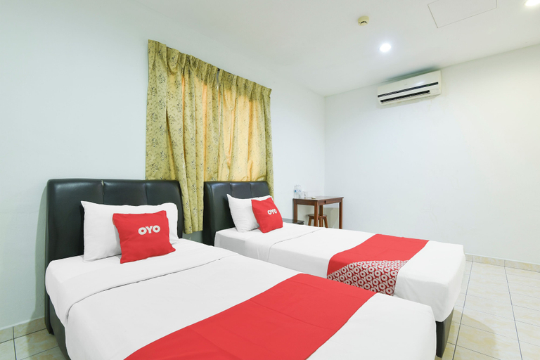 Bedroom 3, Hotel O KB Near Siti Khadijah Market Formerly KB 7 Days, Kota Bharu