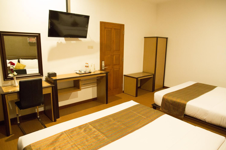 Bedroom 24