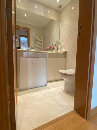 Bathroom 5, Lisbon NH HomeVipNobel - Luxurious apartment, Lisbon