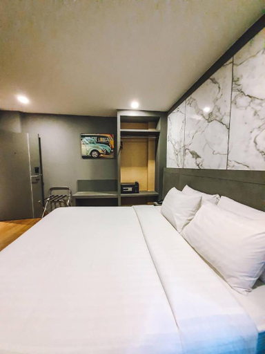 Bedroom 17