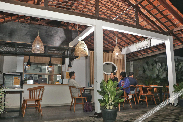 Food & Drinks 5, DeJati House, Bekasi