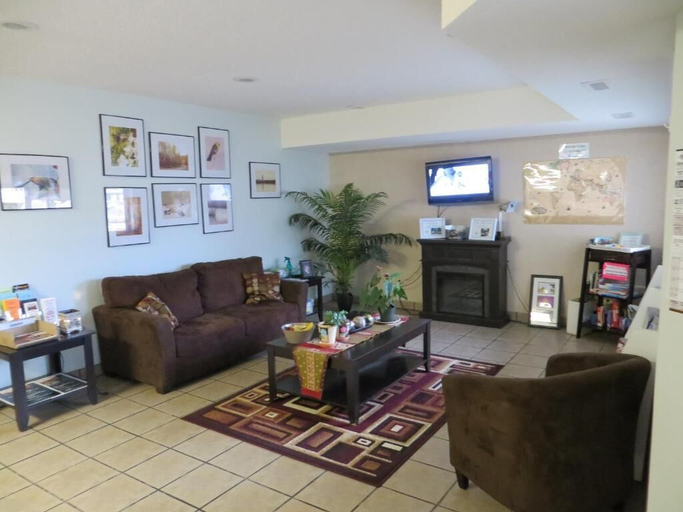 Public Area 2, Shoreside Inn & Suites Wabamun, Division No. 11