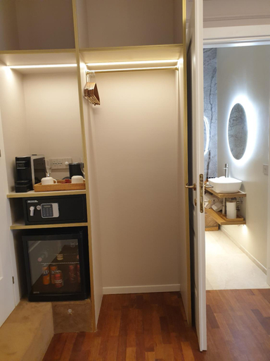 Others 5, Appian Private Suites, Rome