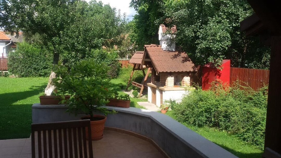 Others 5, Casa Dancs, Covasna